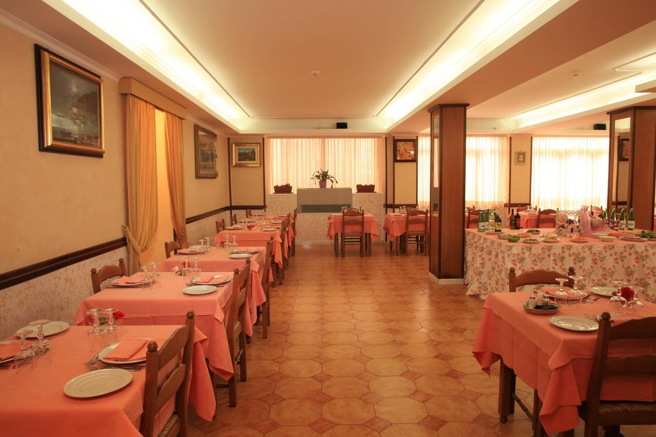 Hotel Ludovici Fiuggi Exterior foto